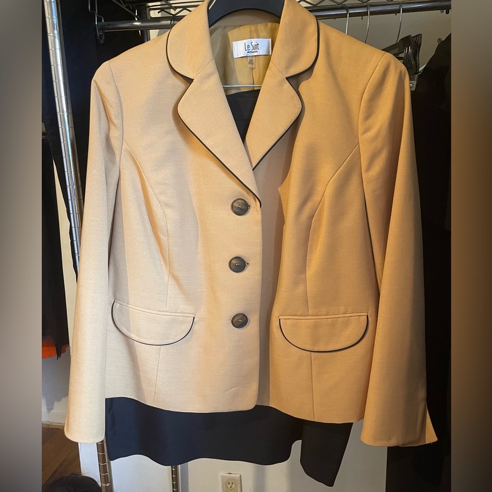 2 piece suit